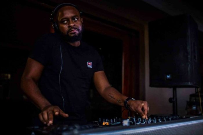 Deeper Phil – The Warehouse (YFM Guest Mix)