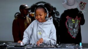 MP3: Anchorbee – Top Dawg Sessions Amapiano Mix