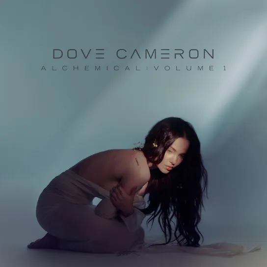 Dove Cameron – White Glove